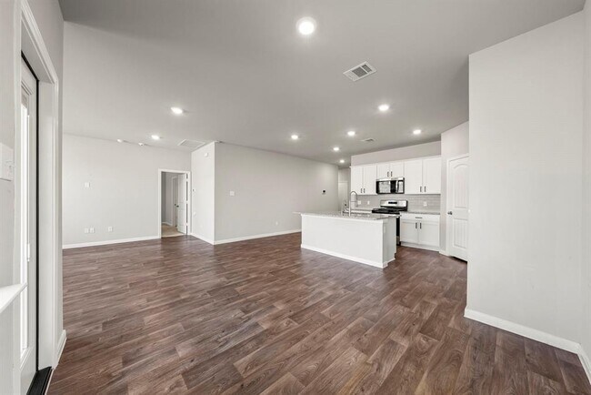 Building Photo - 343 Carolina Buckthorn Dr