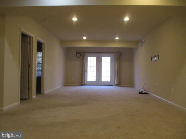 Building Photo - 7303A Hayfield Rd