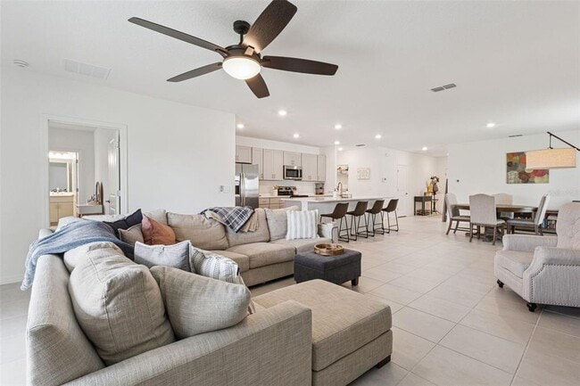 Building Photo - 1099 Calico Pointe Cir