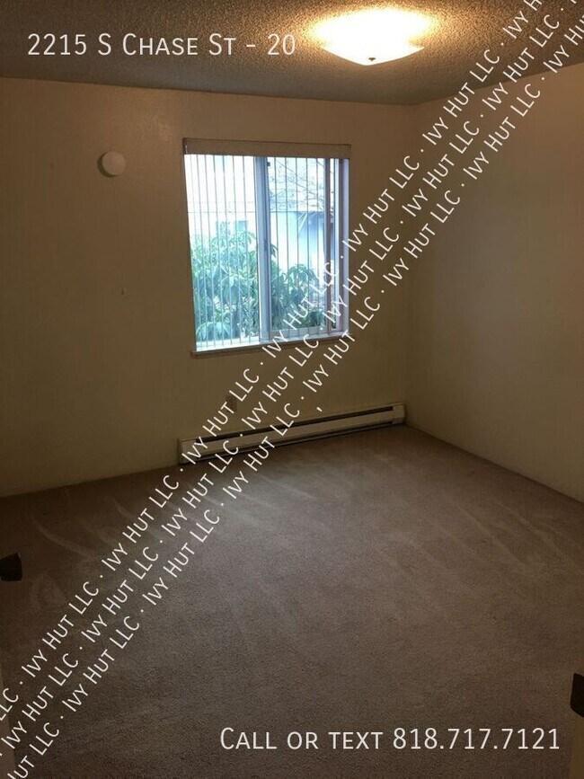 Building Photo - 2215 S Chase St