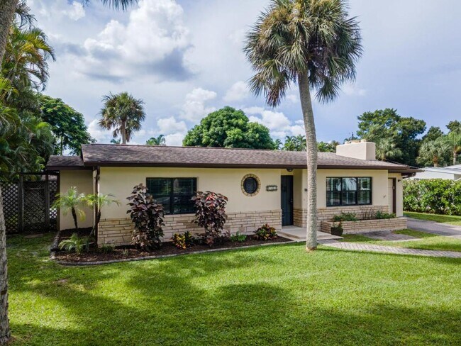 Building Photo - 1310 La Faunce Way