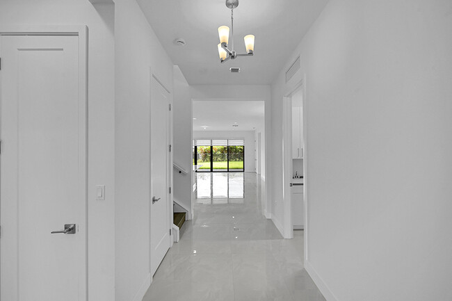 Building Photo - 13080 Feathering Wy