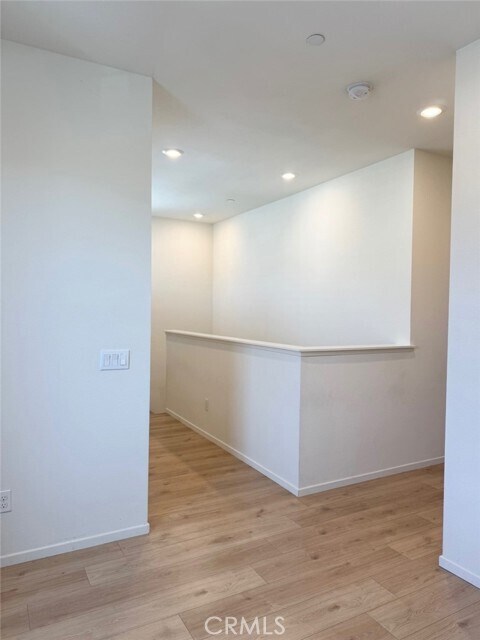 Building Photo - 5327 Mariner Ln
