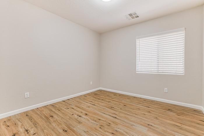 Building Photo - 2423 E San Manuel Rd