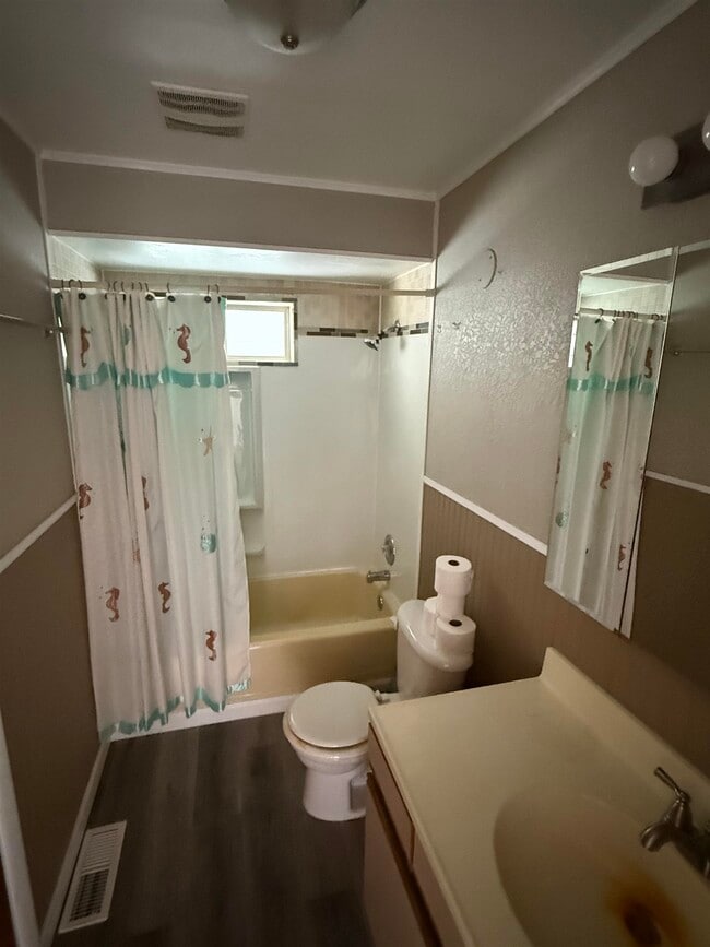 Building Photo - 2893 County Rd Z