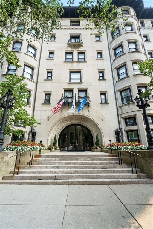 Building Photo - 416 Commonwealth Ave