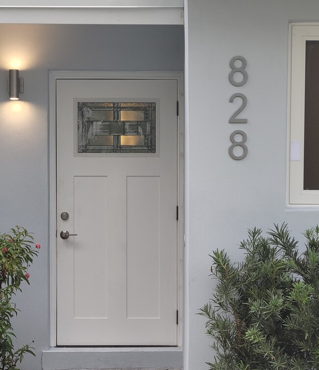 Primary Photo - 828 Cinnamon Rd