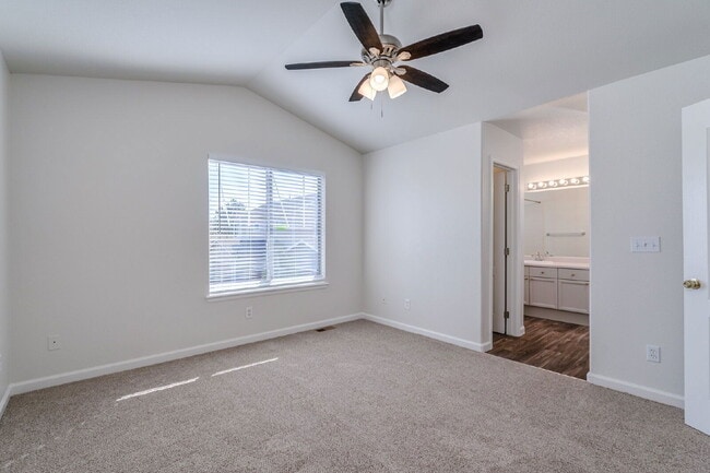 Building Photo - 965 Evening Star Ct