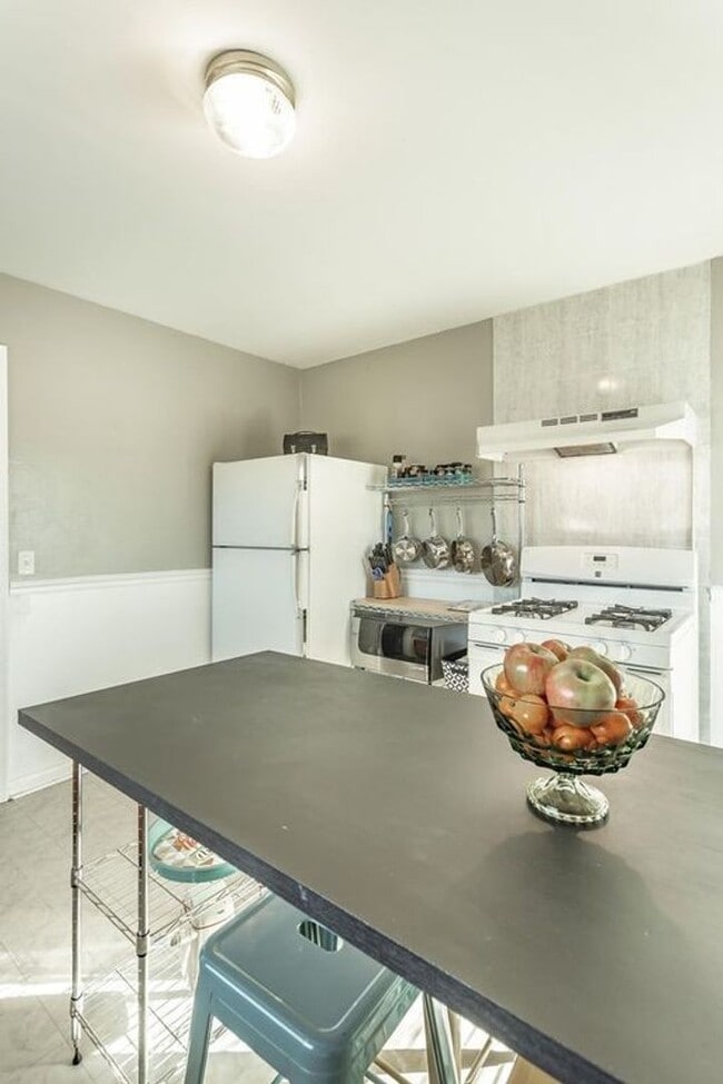 Primary Photo - Amazing 3 Bed/1.5 Bath Home in the Rolling...