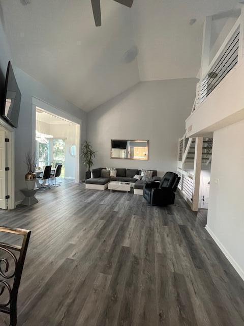 Building Photo - 3602 Fairway Dr N