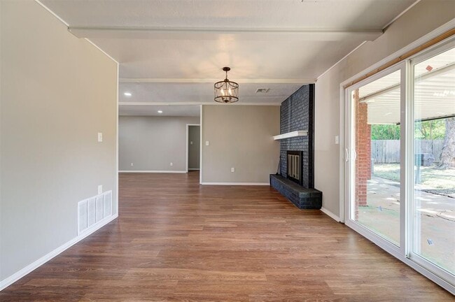 Building Photo - 1508 Carlton Way