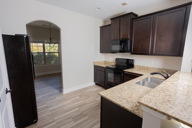 Building Photo - 315 Keegan Rock Ct
