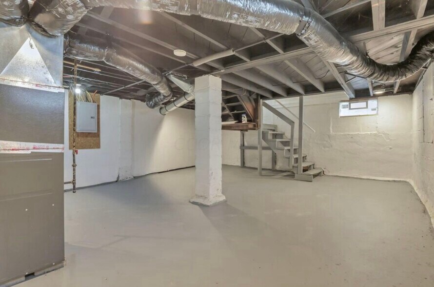 Basement - 1364 S Champion Ave