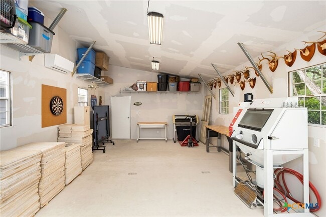 Building Photo - 315 Hilltop Ridge