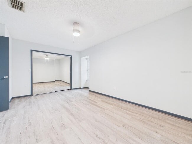Building Photo - 11239 Cedar Hollow Ln