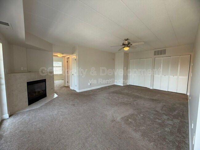 Building Photo - 17212 Oak Park Ave