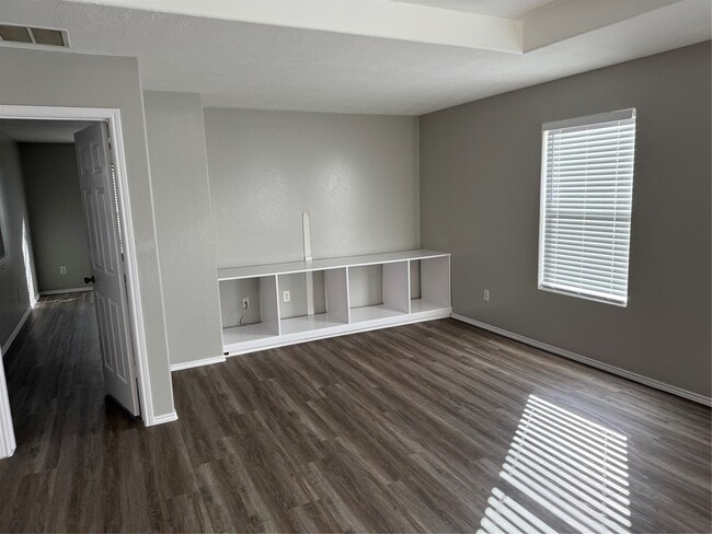 Building Photo - 2923 Morton Cove Ln