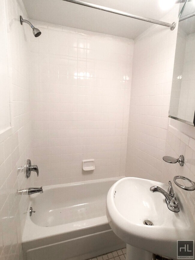 Building Photo - EAST 70 STREET