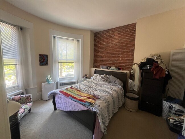 Building Photo - 533 Massachusetts Ave