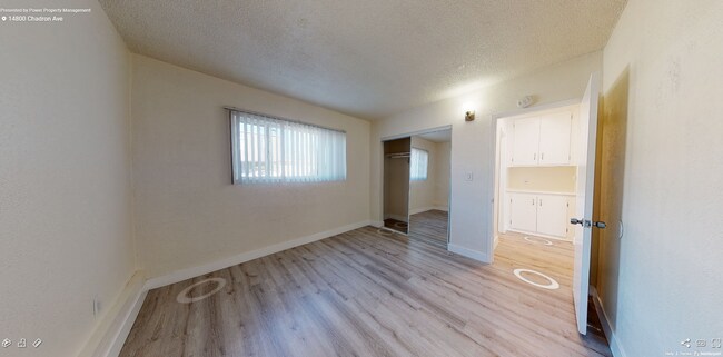 Interior Photo - 14800 Chadron Ave