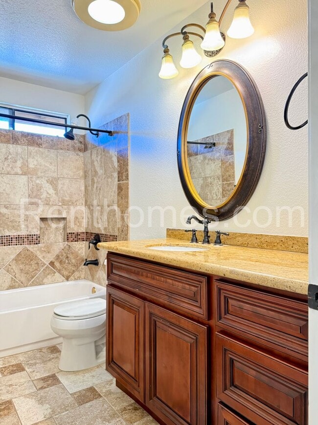 Building Photo - 14265 Marianopolis Way