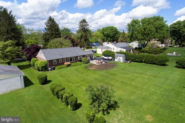 Building Photo - 1538 Carmac Rd