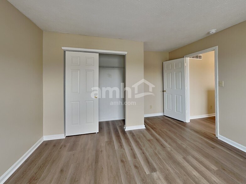 Building Photo - 5627 Wynridge Ct