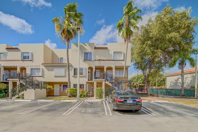 Primary Photo - 631 NW 82nd Ave