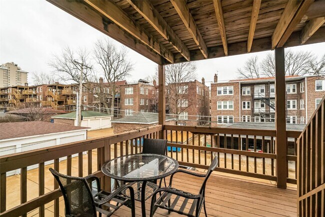 Building Photo - 6330 S Rosebury Ave