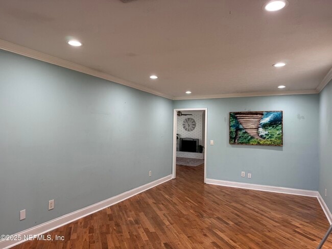 Building Photo - 513 A1A N