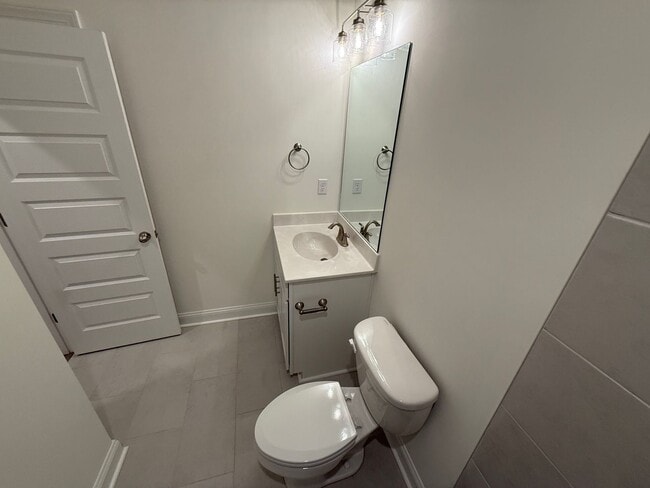 Building Photo - 7464 Newbury Dr