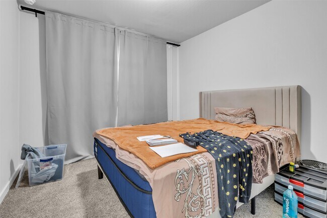 Building Photo - 18720 Presswood Wy Dr