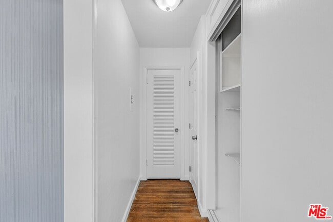 Building Photo - 1210 N New Hampshire Ave