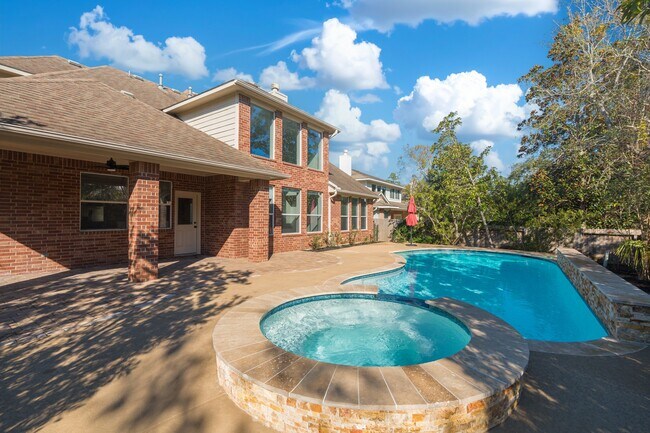 Building Photo - 63 W Artist Grove Pl