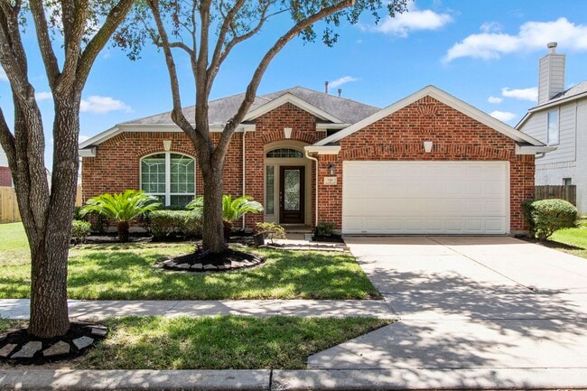 Building Photo - 7710 Trail Hollow