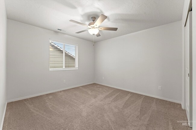 Building Photo - 513 Stanley Lake St