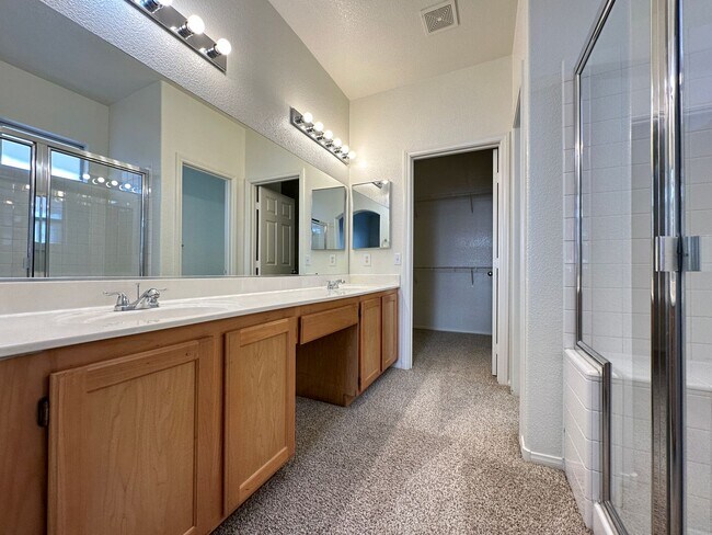 Building Photo - SANTA BARBARA AT SUMMERLIN