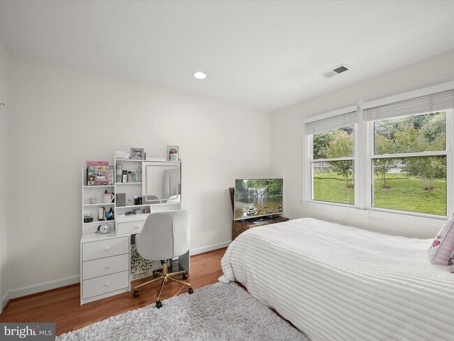 Building Photo - 7704 Zulima Ct