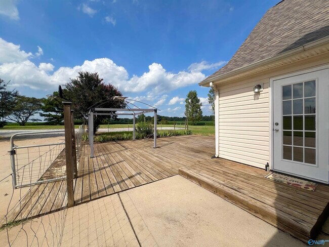 Building Photo - 3500 Swancott Rd