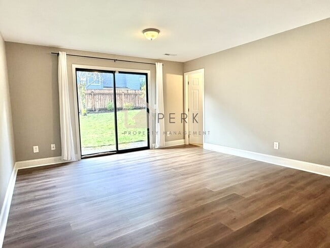 Building Photo - Beautifully Updated 3-Bedroom Home with A/C, Fenced Yard & Modern Finishes