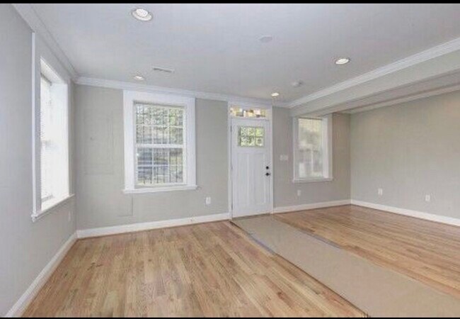 Living Room - 5108 Bass Pl SE