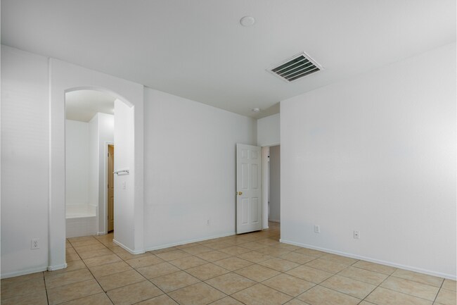 Building Photo - 4Bed/2Bath House in Maricopa! Move-In Ready on 11/12/2026!
