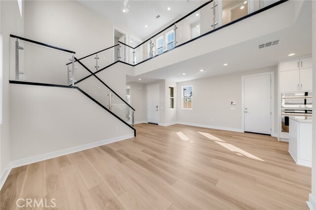 Building Photo - 716 Olivier Dr