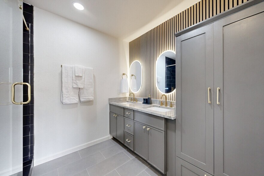 Building Photo - 5757 Martel Ave