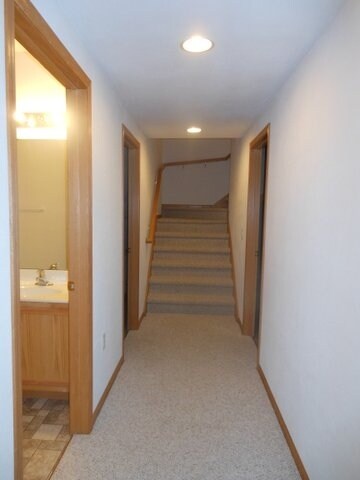 Building Photo - 405 New Age Way