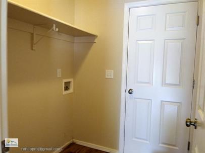 Building Photo - 2200 S Phillippi St