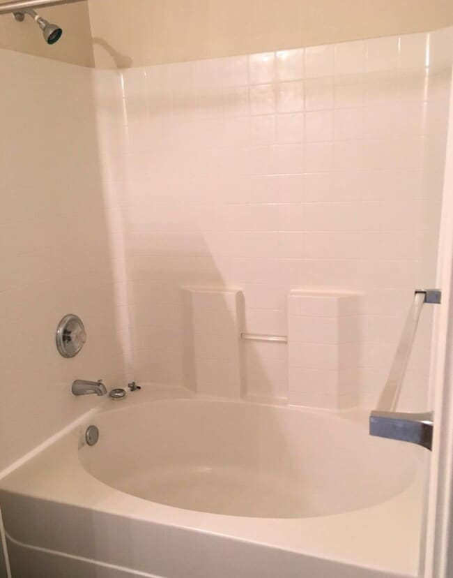 Building Photo - 408 Brittney Way