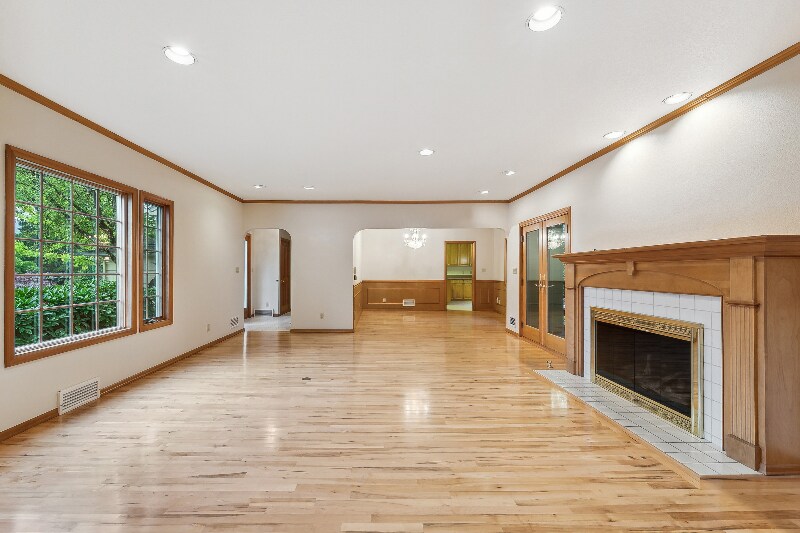 Building Photo - 8740 SW Birchwood Rd