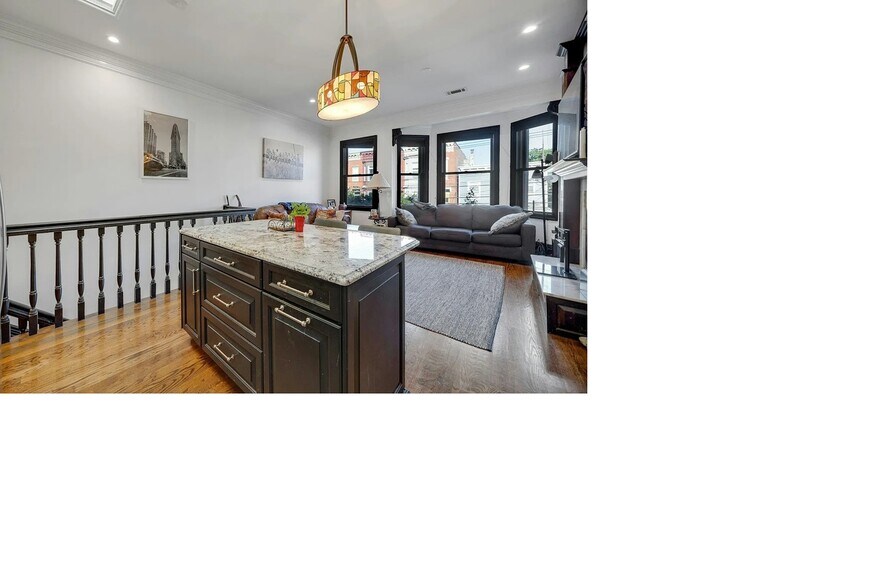 Building Photo - 145 Webster Ave