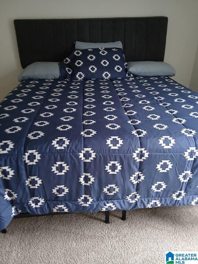 Building Photo - 510 Boxwood Bnd